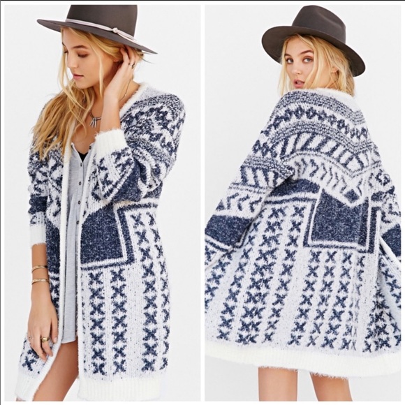 Urban Outfitters Sweaters - NWT Urban Outfitters Aztec Print  Cardigan SzSmall